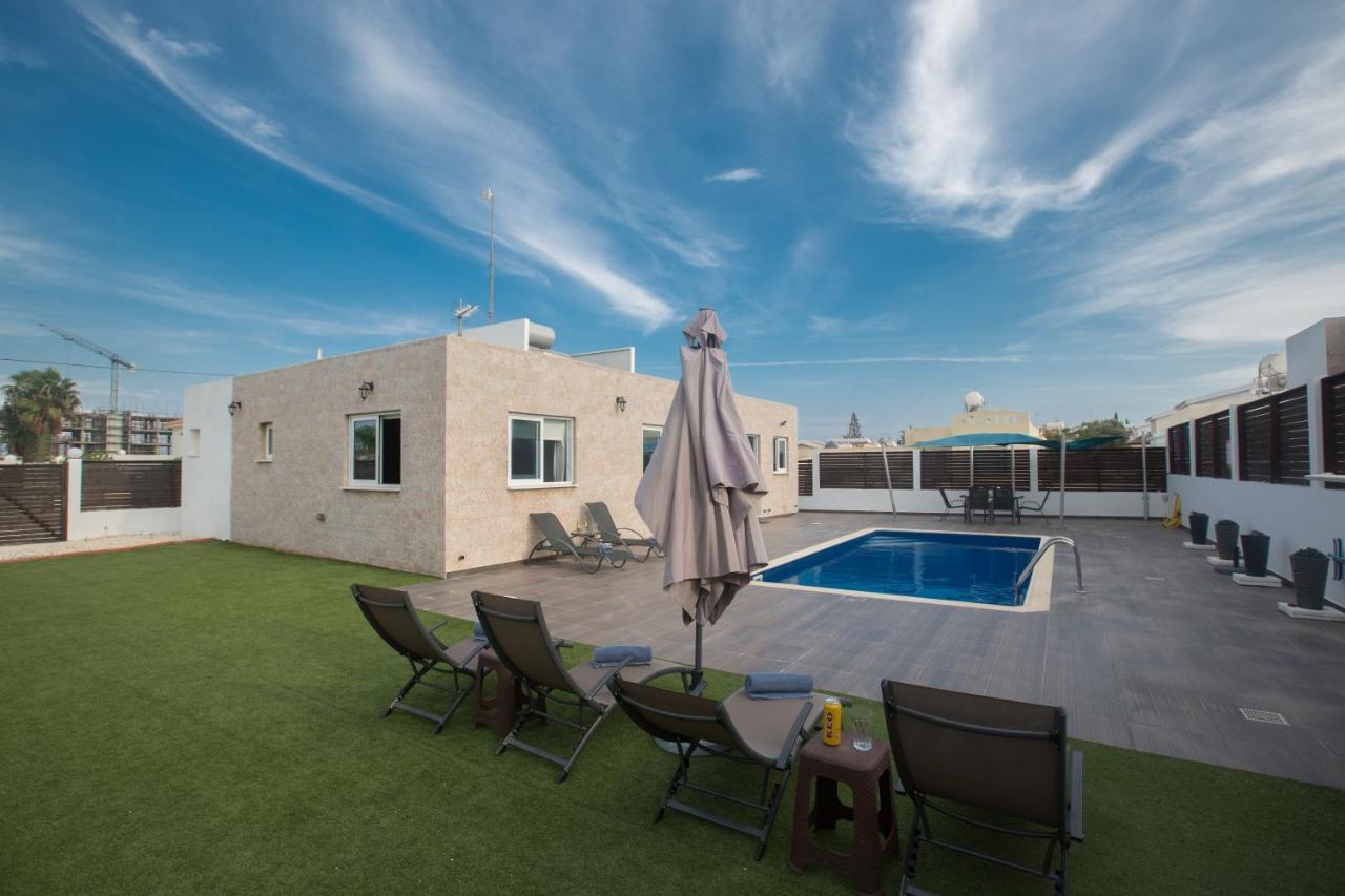 Broadway Villas Protaras Exteriör bild