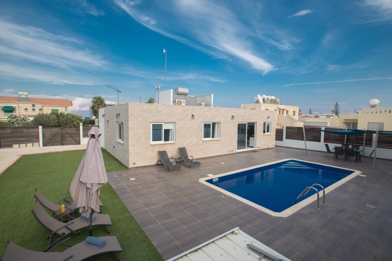 Broadway Villas Protaras Exteriör bild