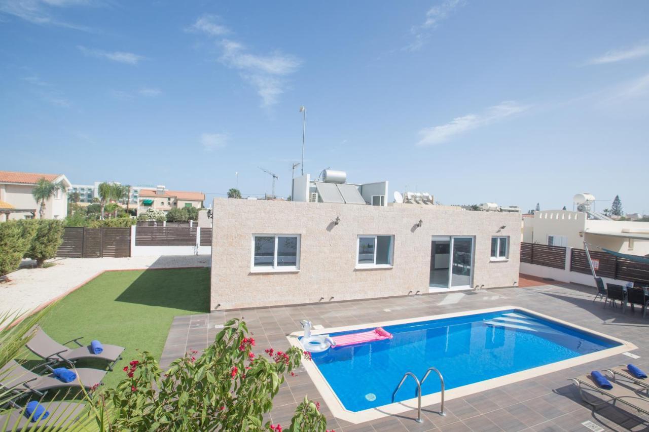 Broadway Villas Protaras Exteriör bild