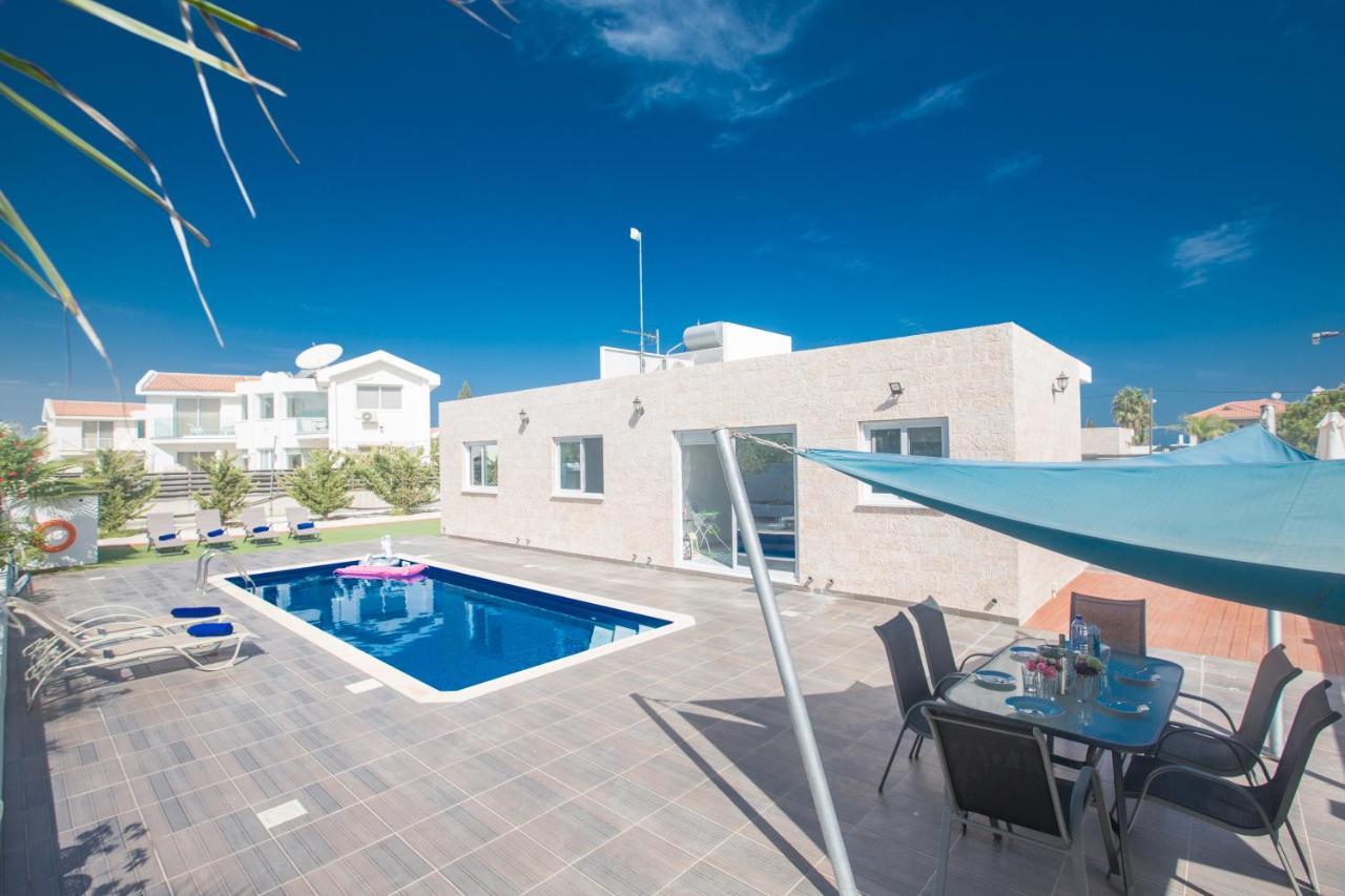Broadway Villas Protaras Exteriör bild