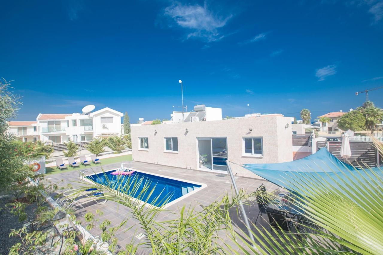 Broadway Villas Protaras Exteriör bild