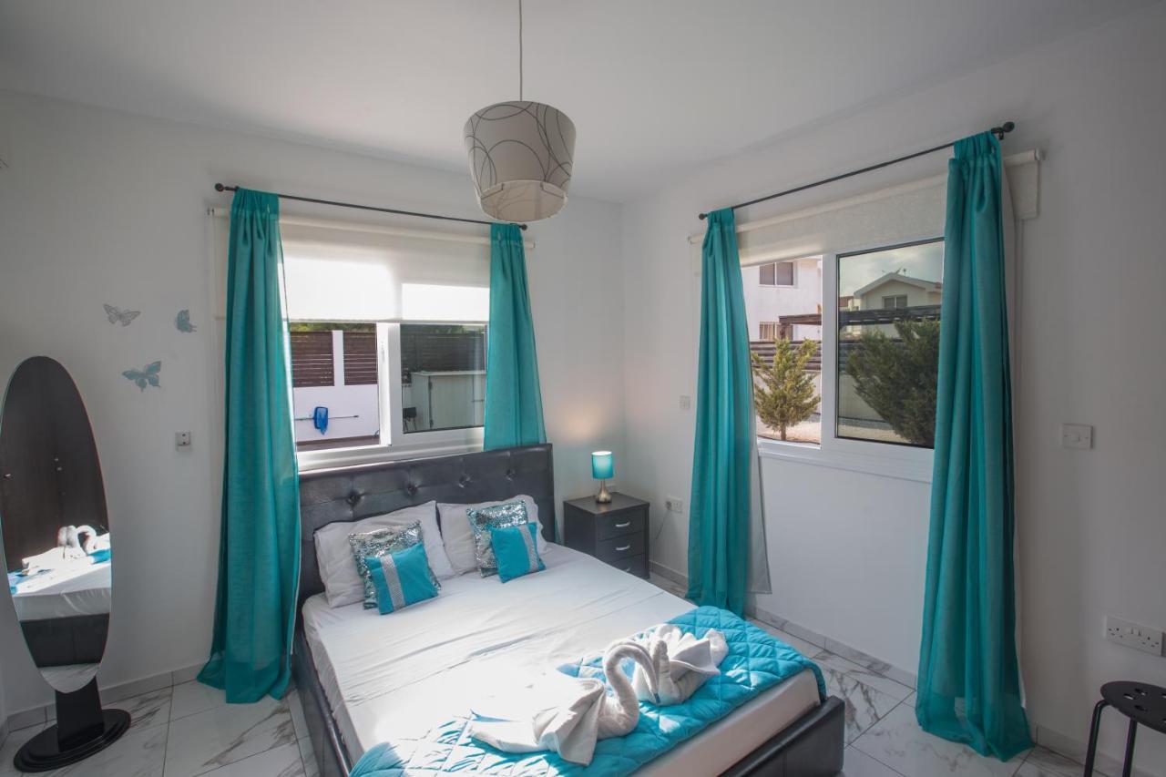 Broadway Villas Protaras Exteriör bild